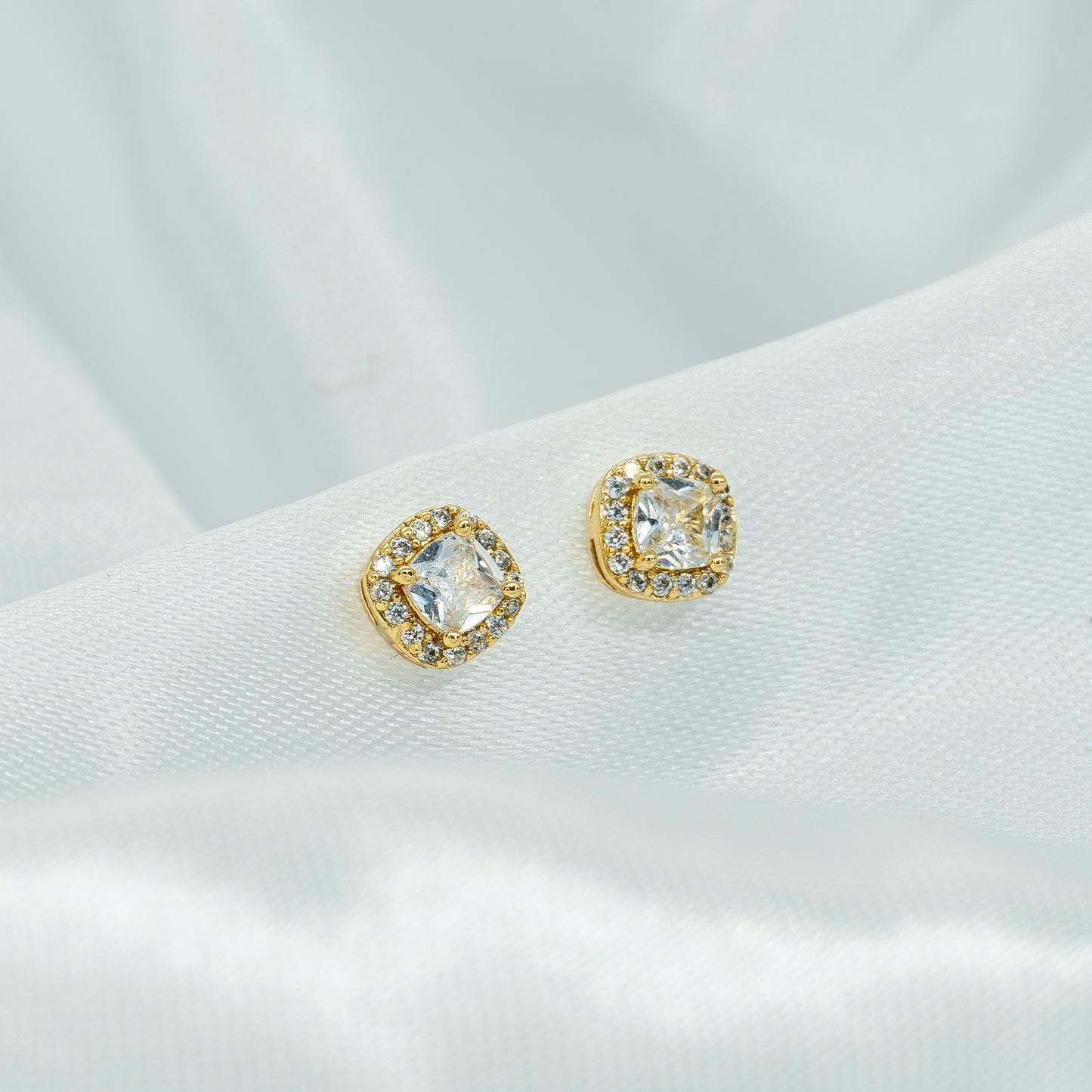 TOPO OBALADO CON ZIRCONES BLANCOS