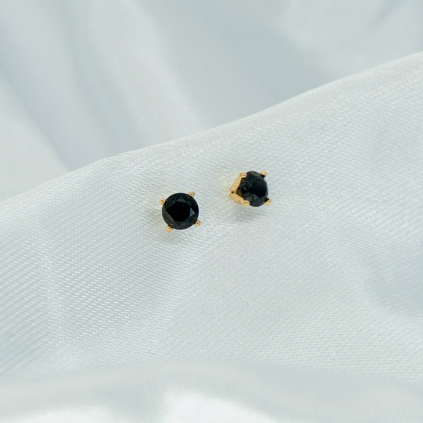 TOPO ZIRCON DIAMANTADO NEGRO