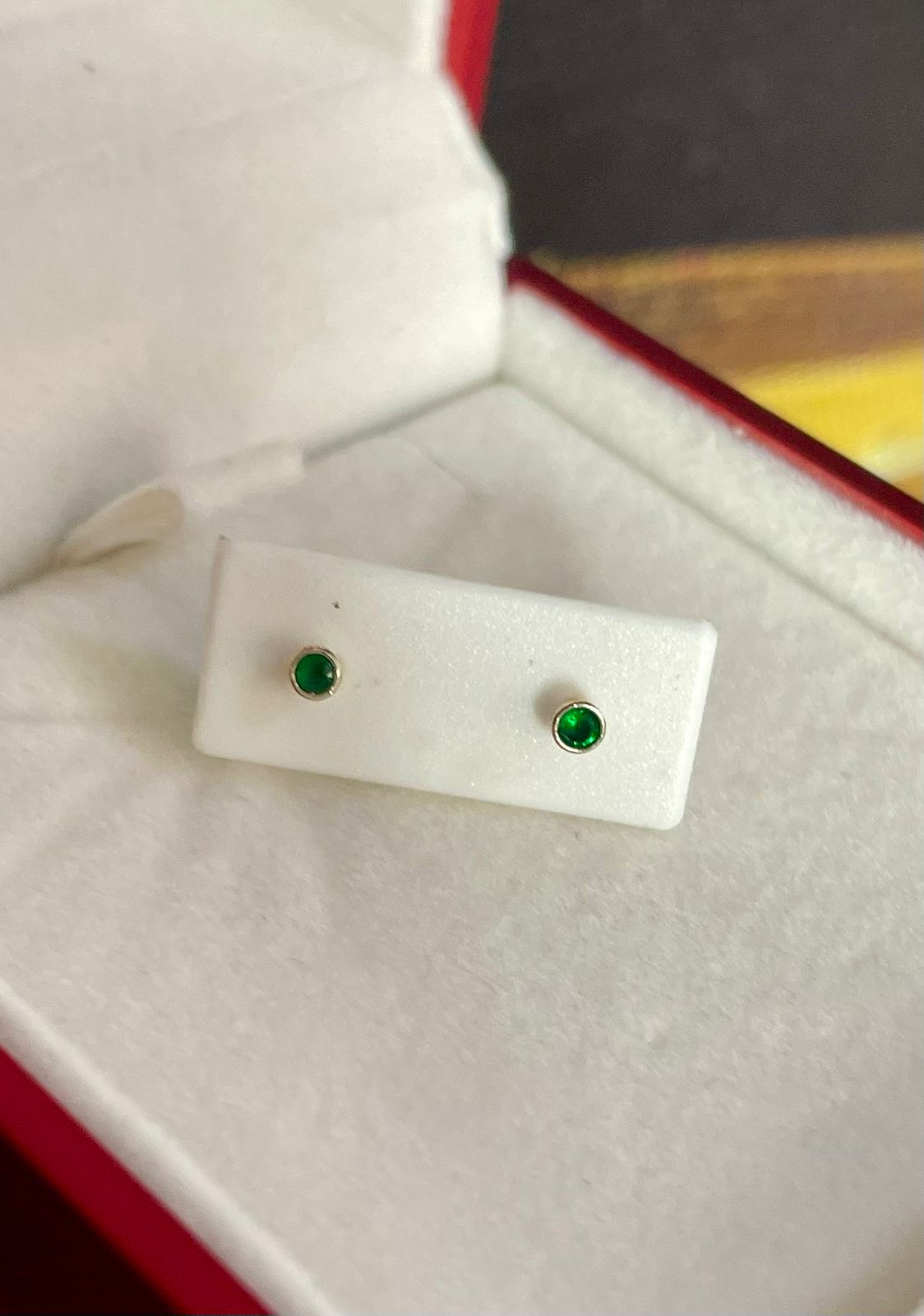 TOPO ZIRCON VERDE ROSCA DE SEG.