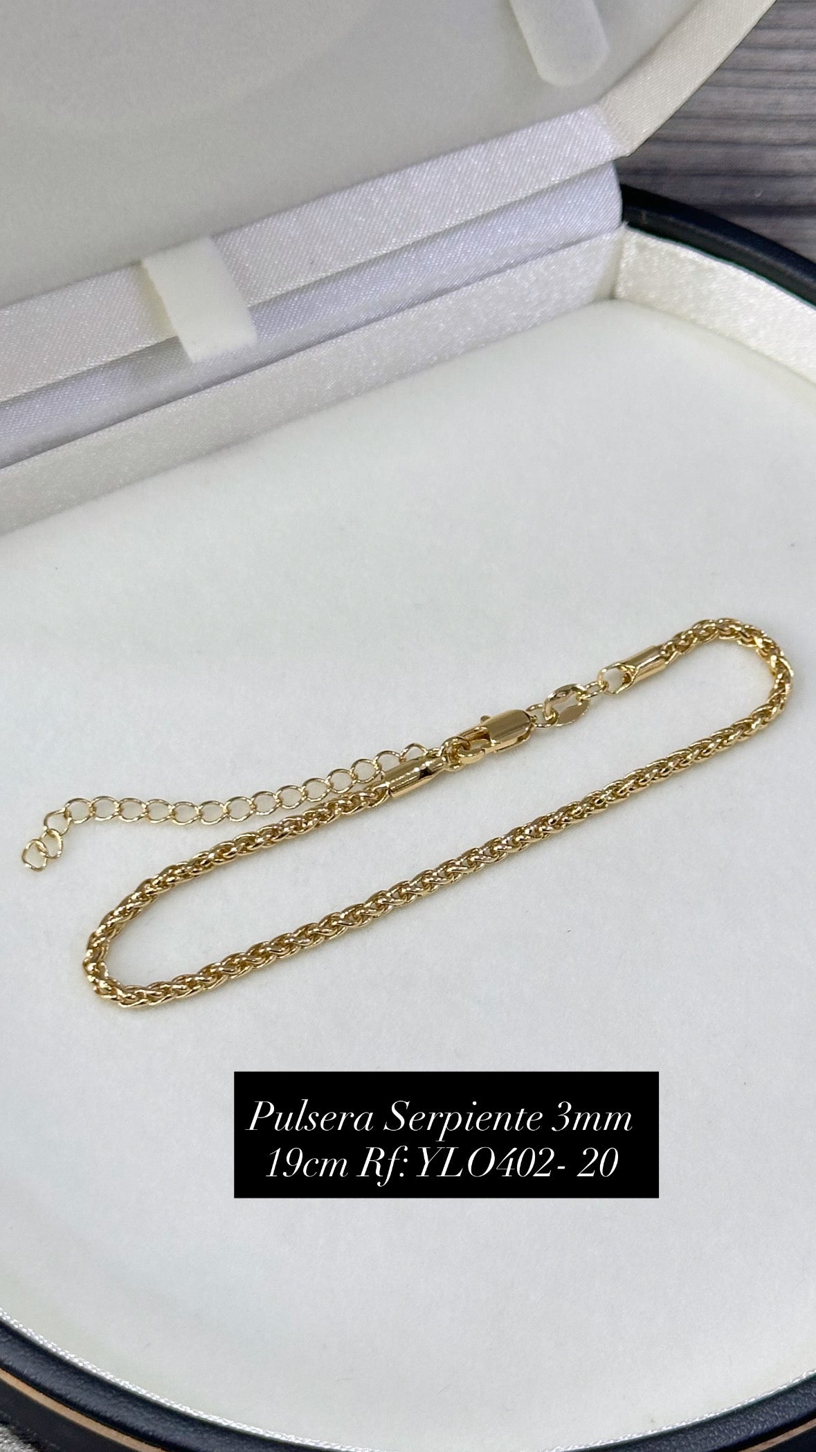 Pulsera dorada referencia 7