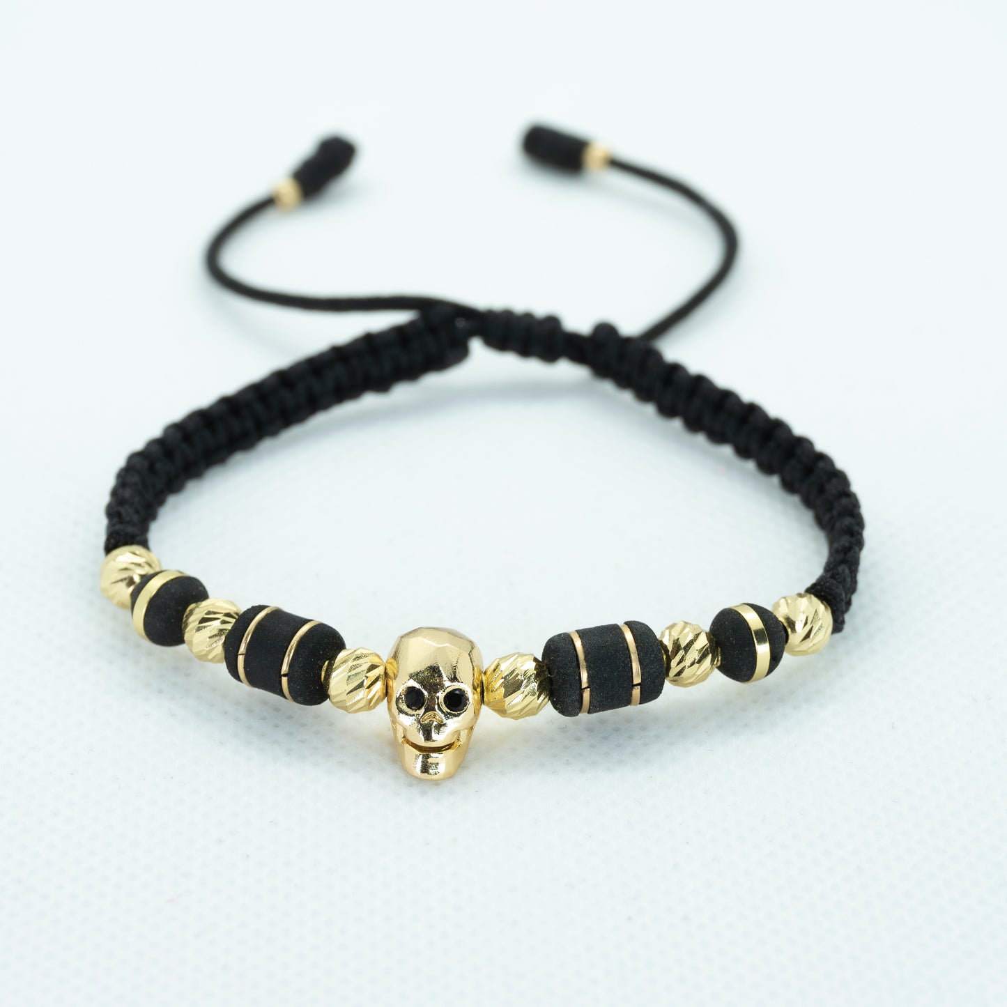 PULSERA TEJIDA CON DIJE CALAVERA Y NEOPRENO