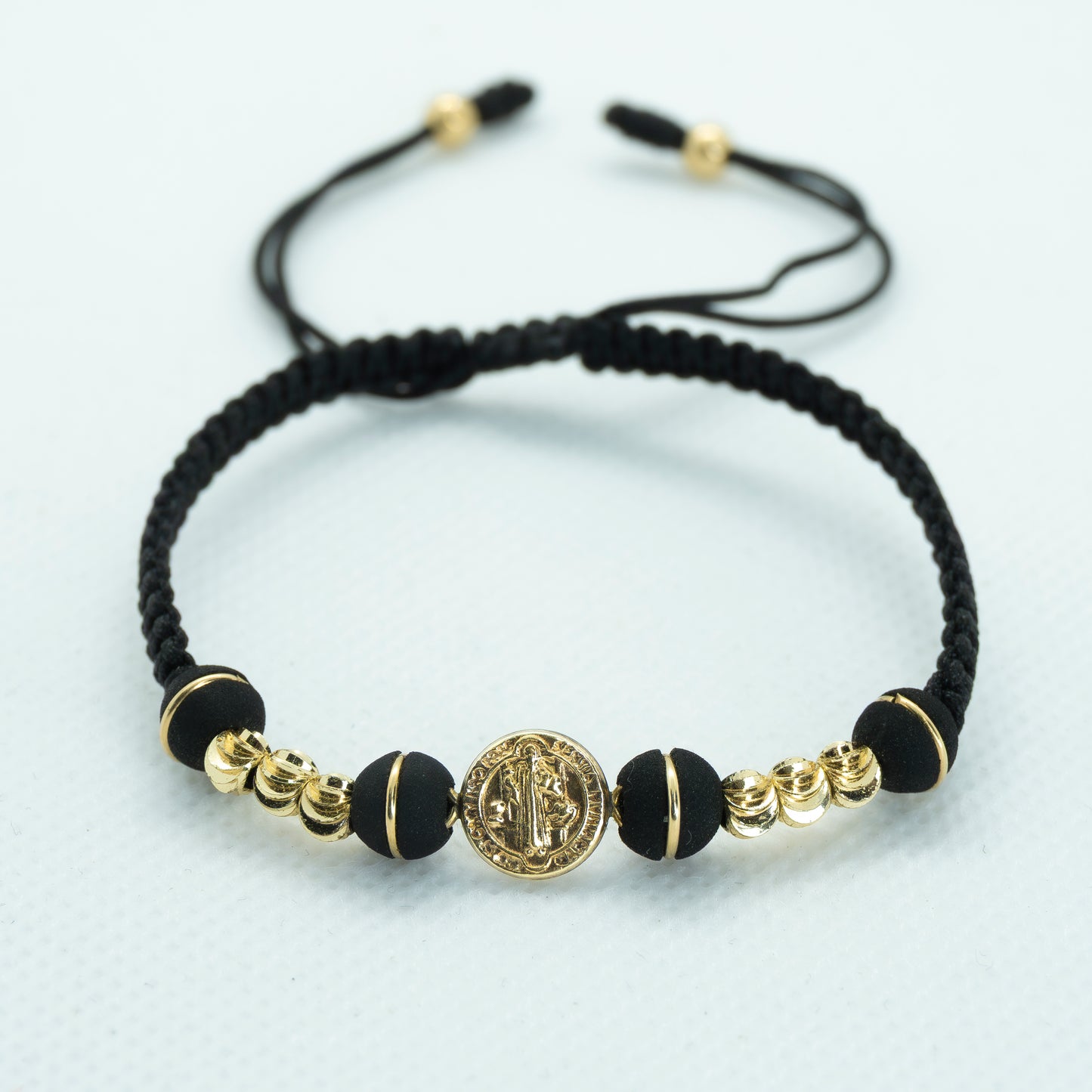 PULSERA TEJIDA CON NEOPRENO DIJE SAN BENITO MINI