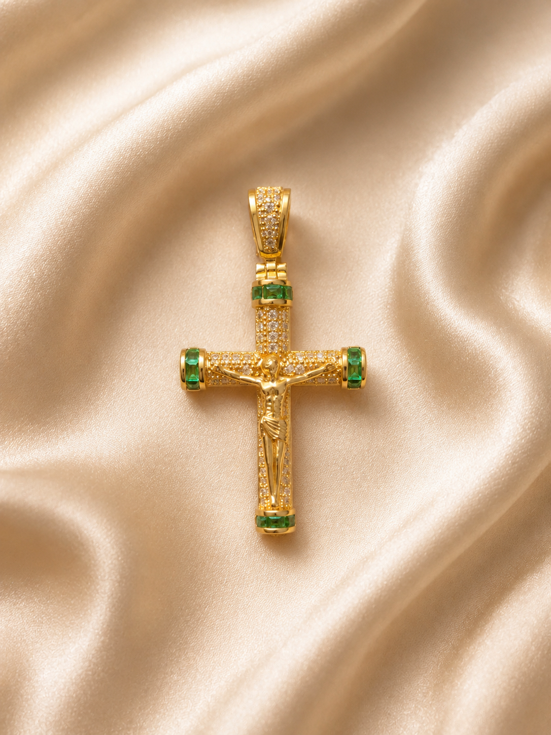 Dije Cristo Cristales Verdes