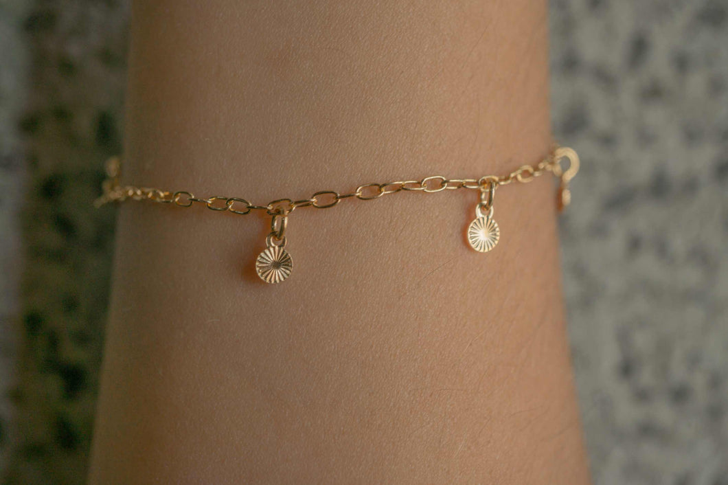 Pulsera Círculos Tallados 18CM