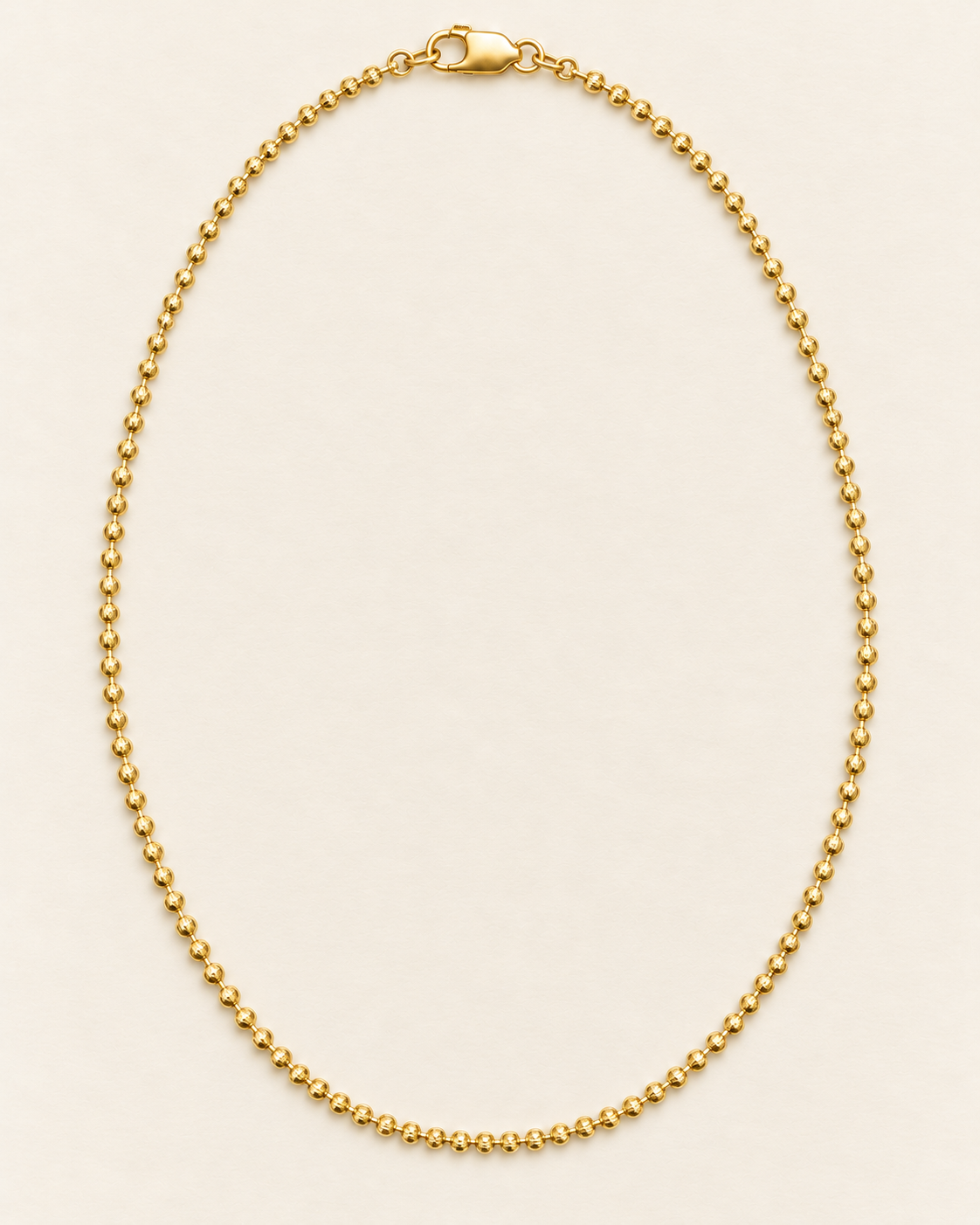 Vista completa ilustrativa de cadena Militar diamantada de 65 cm y 2.5 mm en oro laminado 18K
