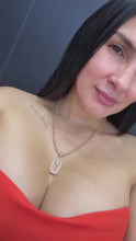 Cargar y reproducir el video en el visor de la galería, ¡Super Promoción! Cadena Militar Oro Laminado 18k Rosada Dije Virgen Guadalupe Mediana

