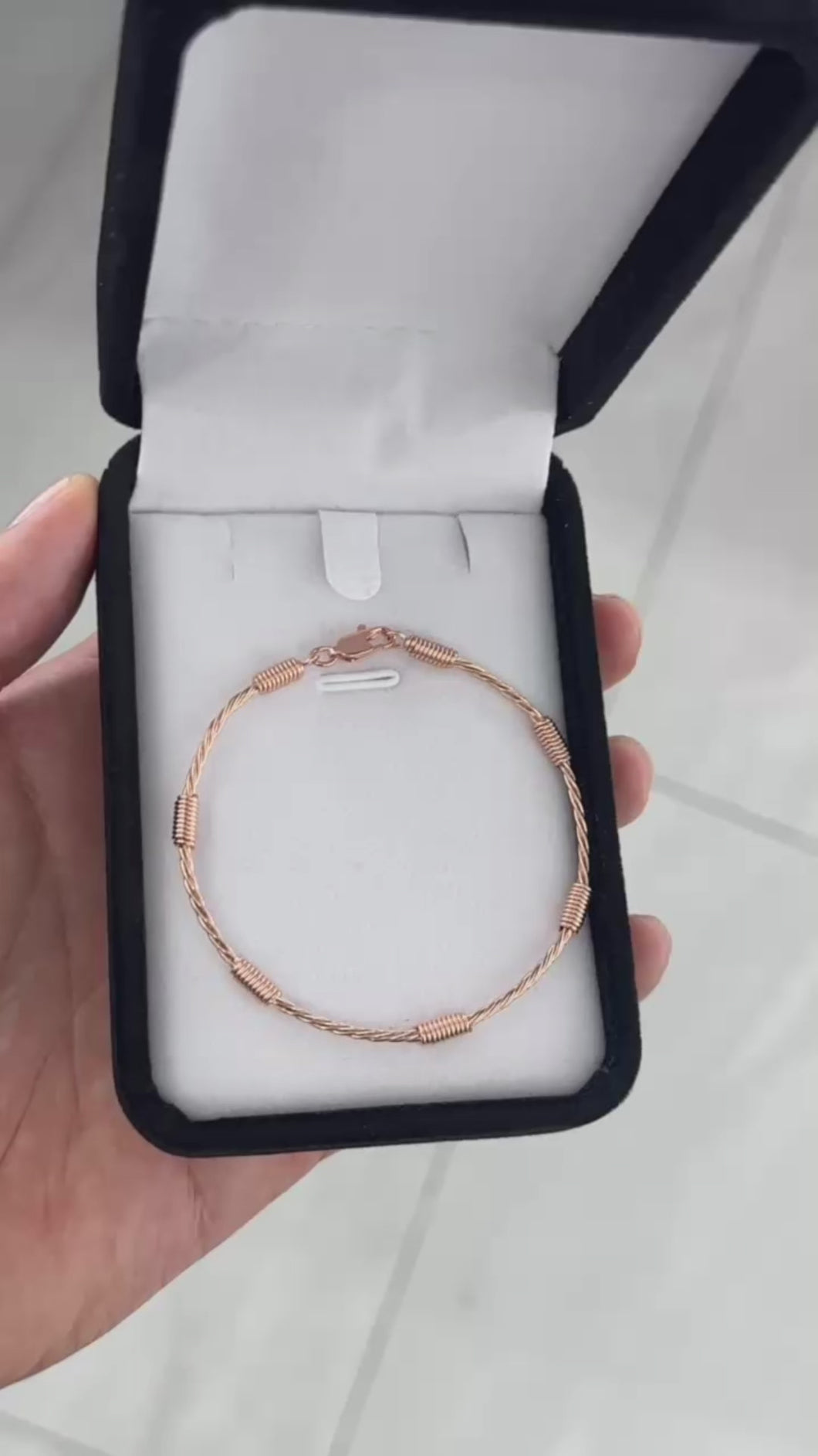 Pulsera Alambre 7 Nudos
