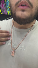 Cargar y reproducir el video en el visor de la galería, ¡Super Promoción! Cadena Militar Oro Rosada Laminado 18k con Dije san miguel Arcangel Rosado
