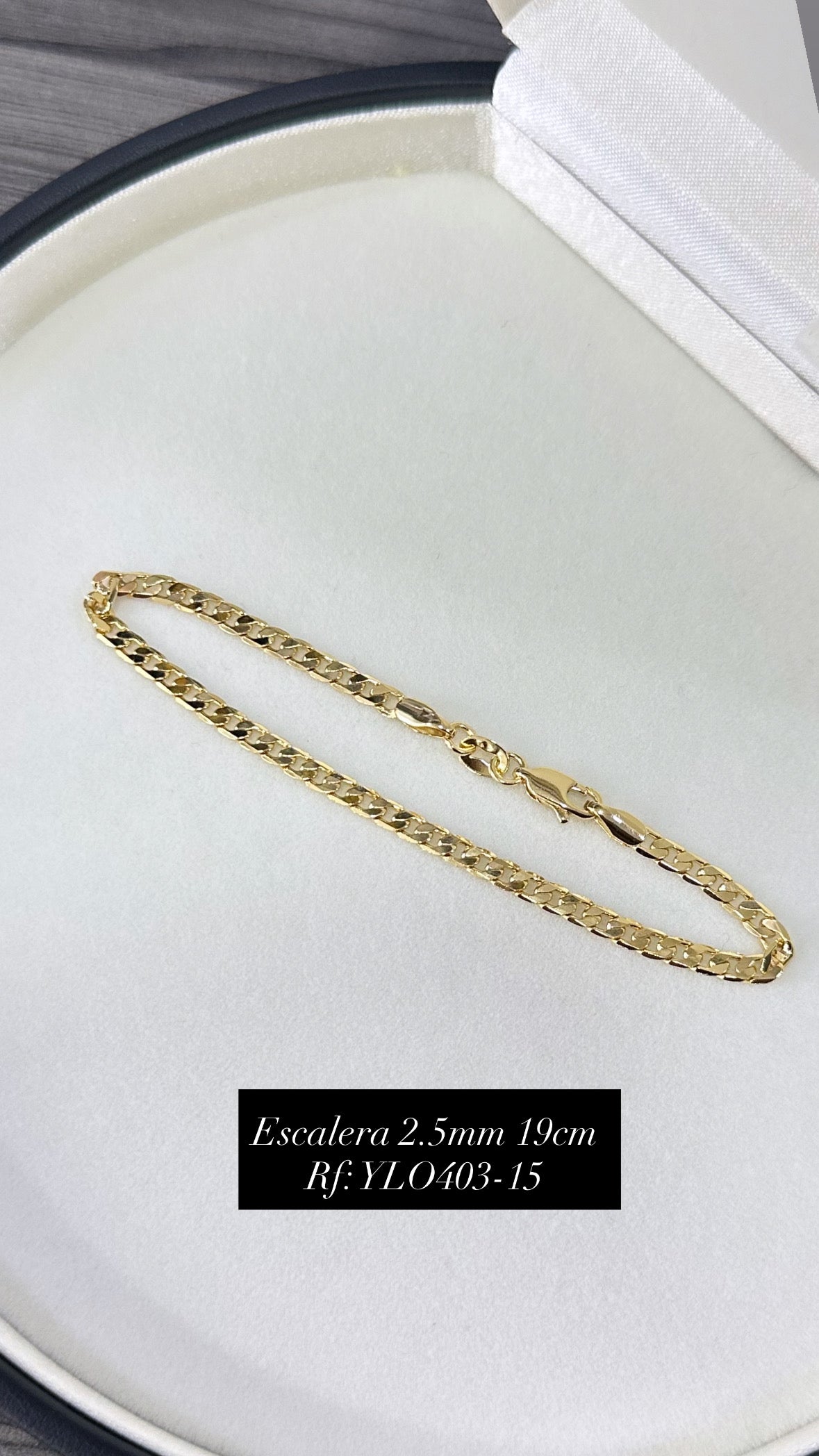 Pulsera dorada referencia 42