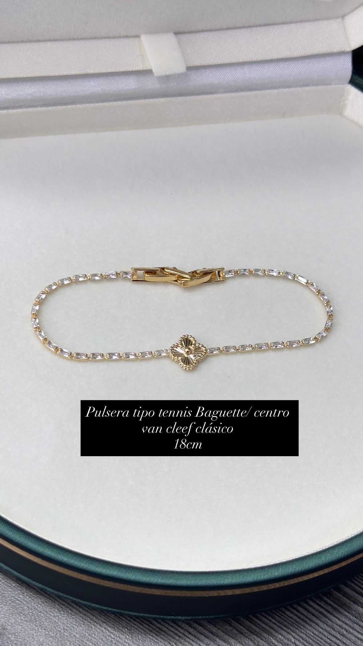 Pulsera dorada referencia 99