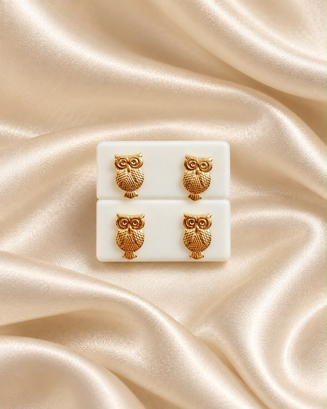 Topos diseño búho en oro laminado 18K