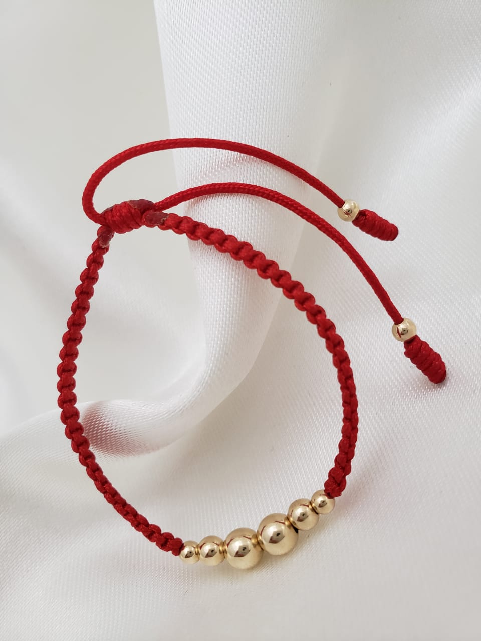 Brazalete para niño con balin liso 4,5 y 6 mm.